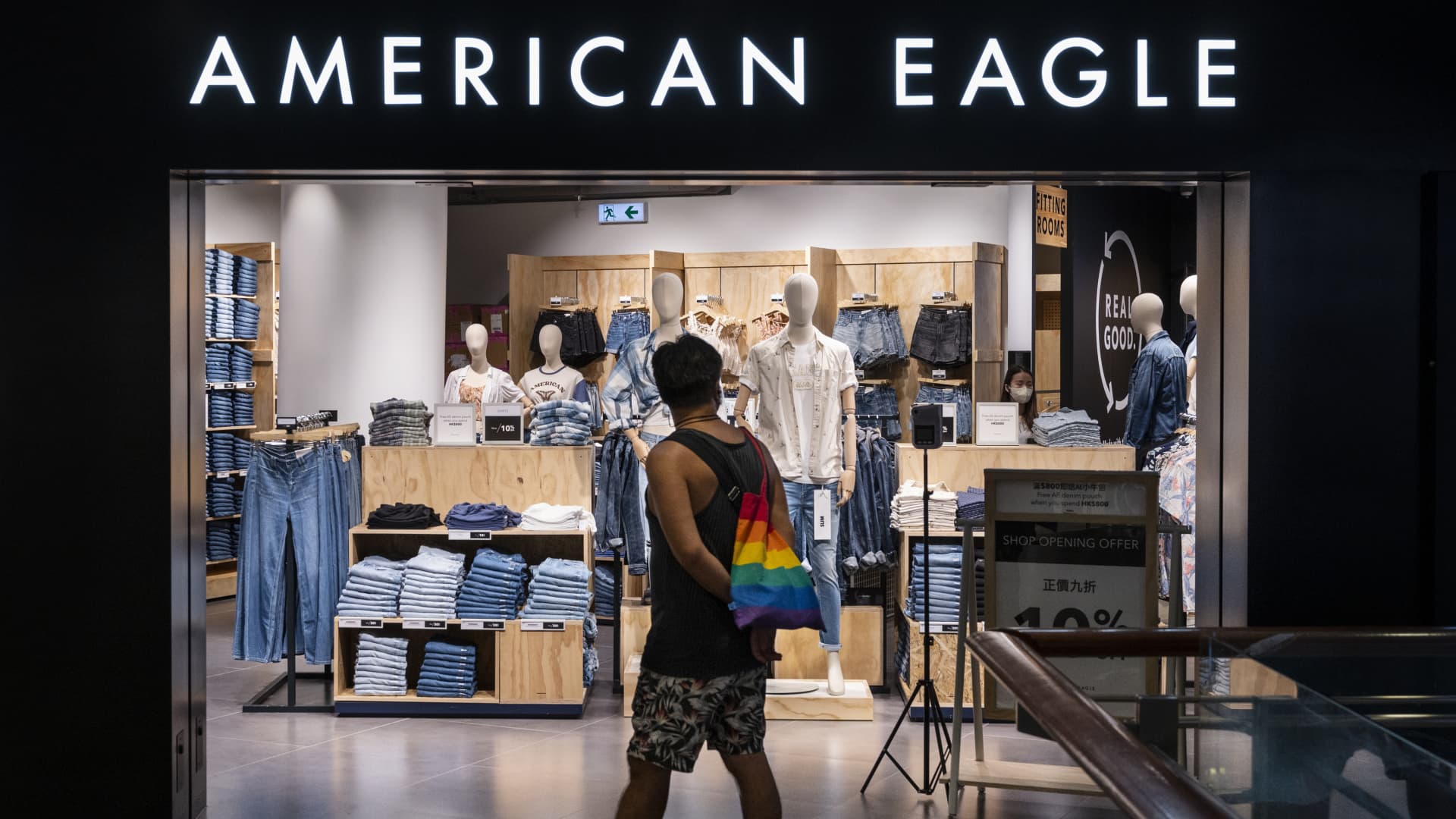 American Eagle noticed income develop just about 60% as prices drop down