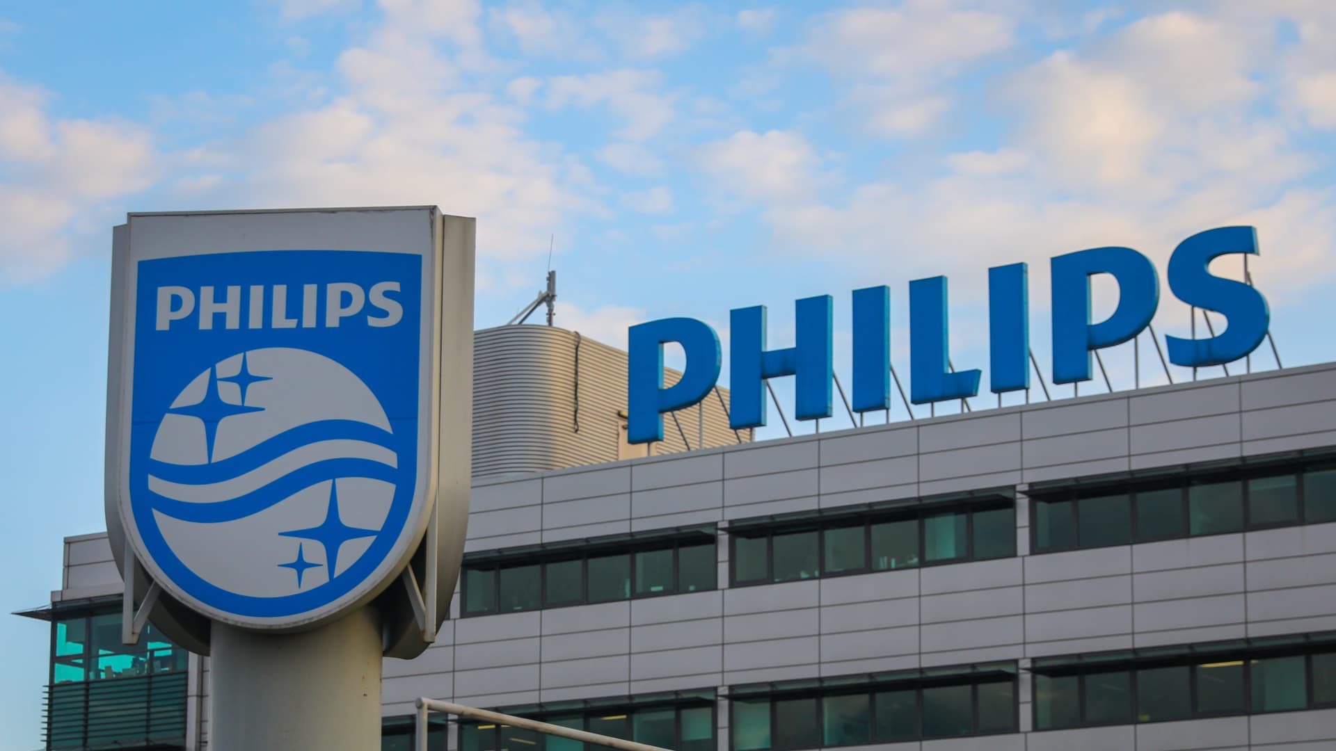 'We need to adjust to a new speed of growth in China,' Philips CEO says