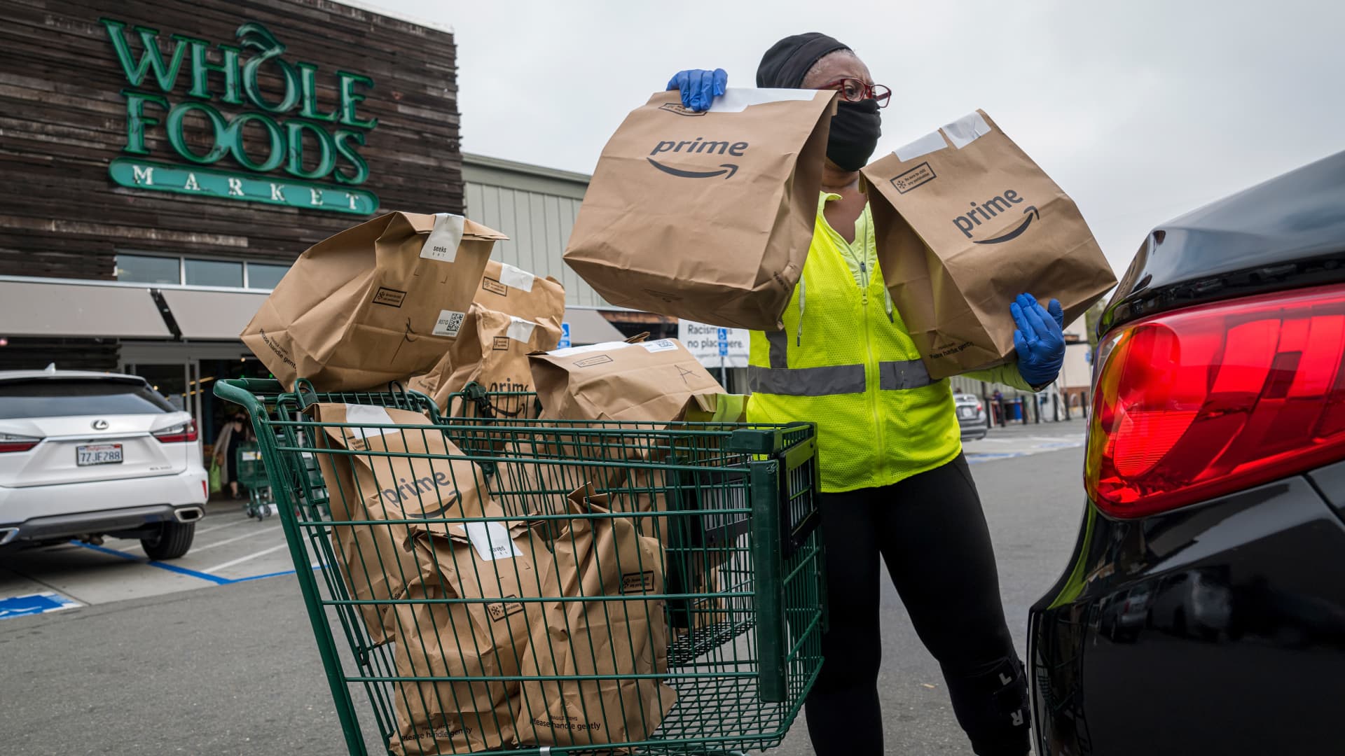 Amazon assessments including robotic warehouses to Complete Meals so customers can select up alternative orders at checkout