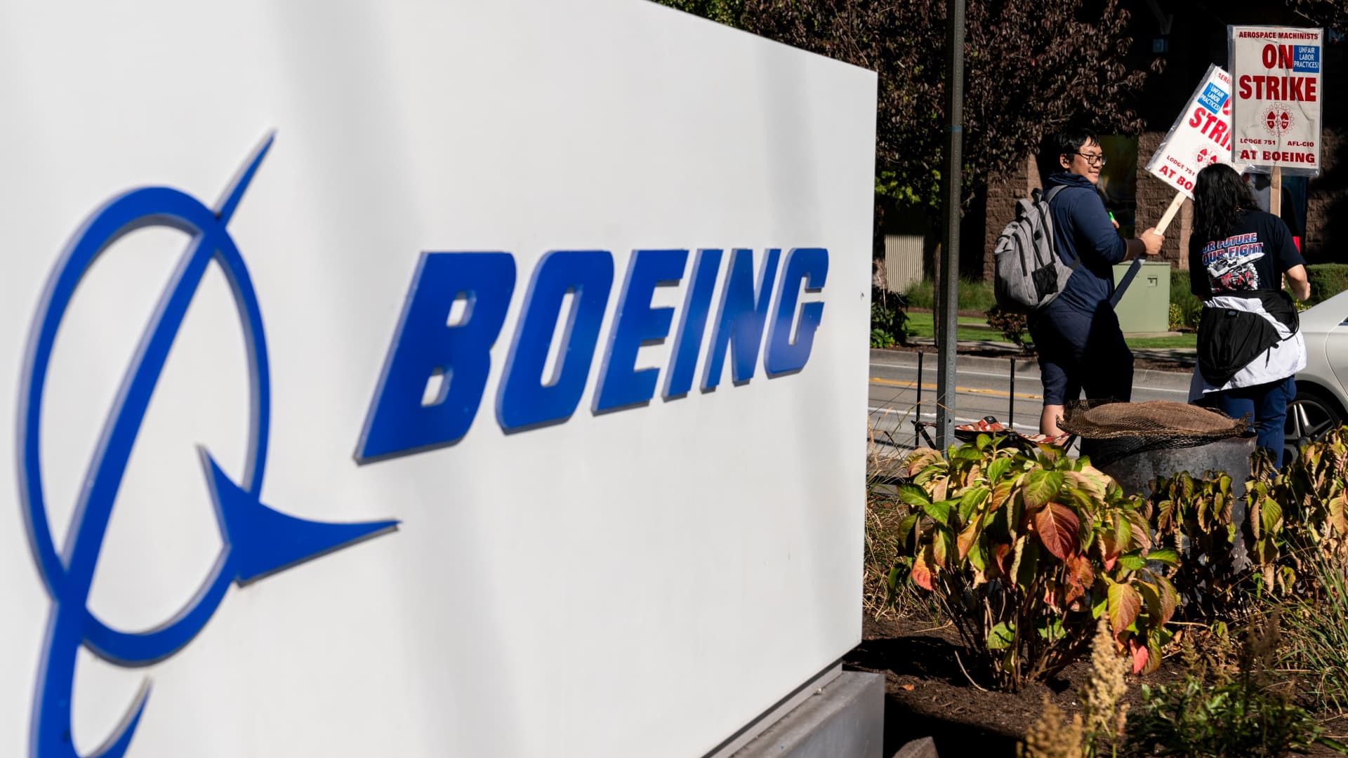 Boeing is about to record profits for first month below CEO Ortberg. Right here's what Wall Boulevard expects to listen to