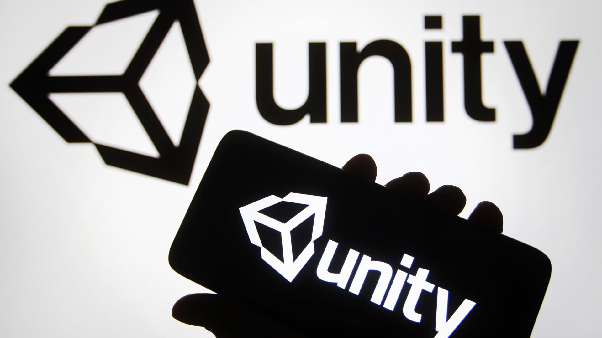 Unity is 'a mess' internally right now, says Jefferies' Brent Thill