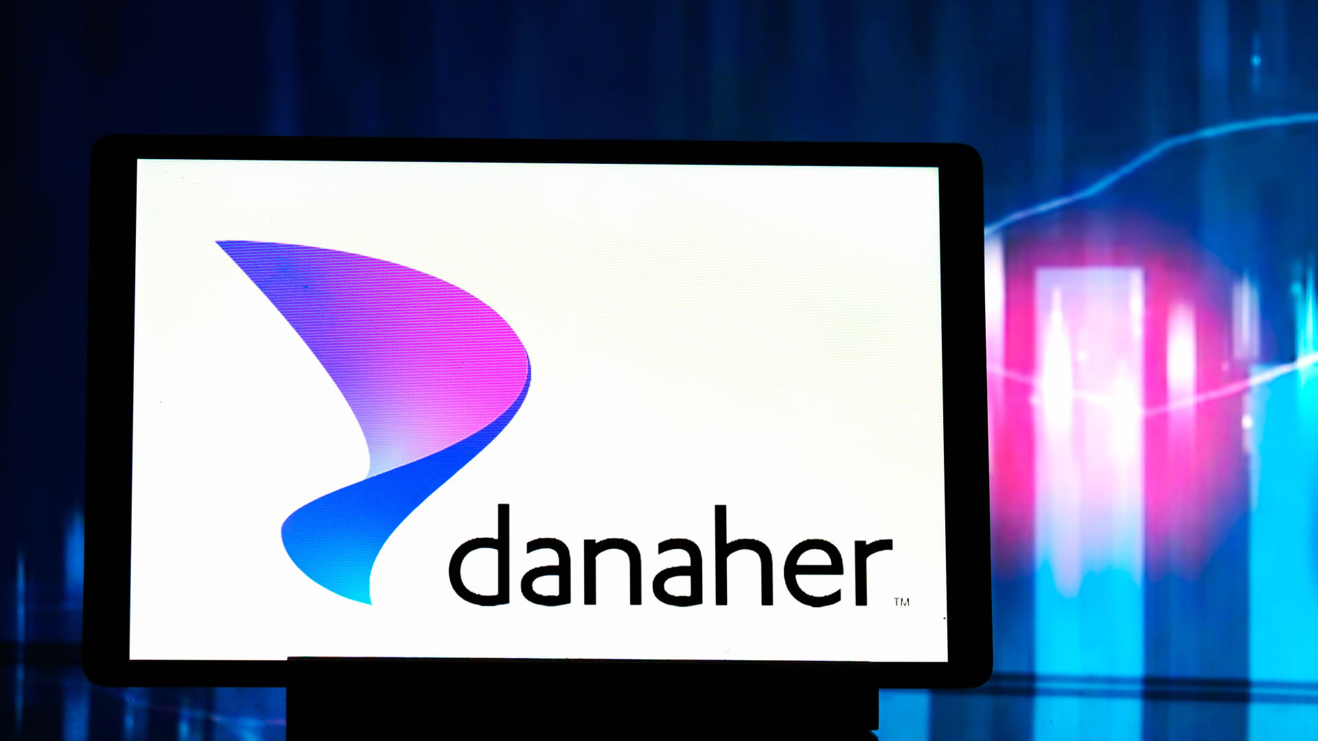 Danaher returns a key industry to expansion, and we're elevating our accumulation score again to shop for