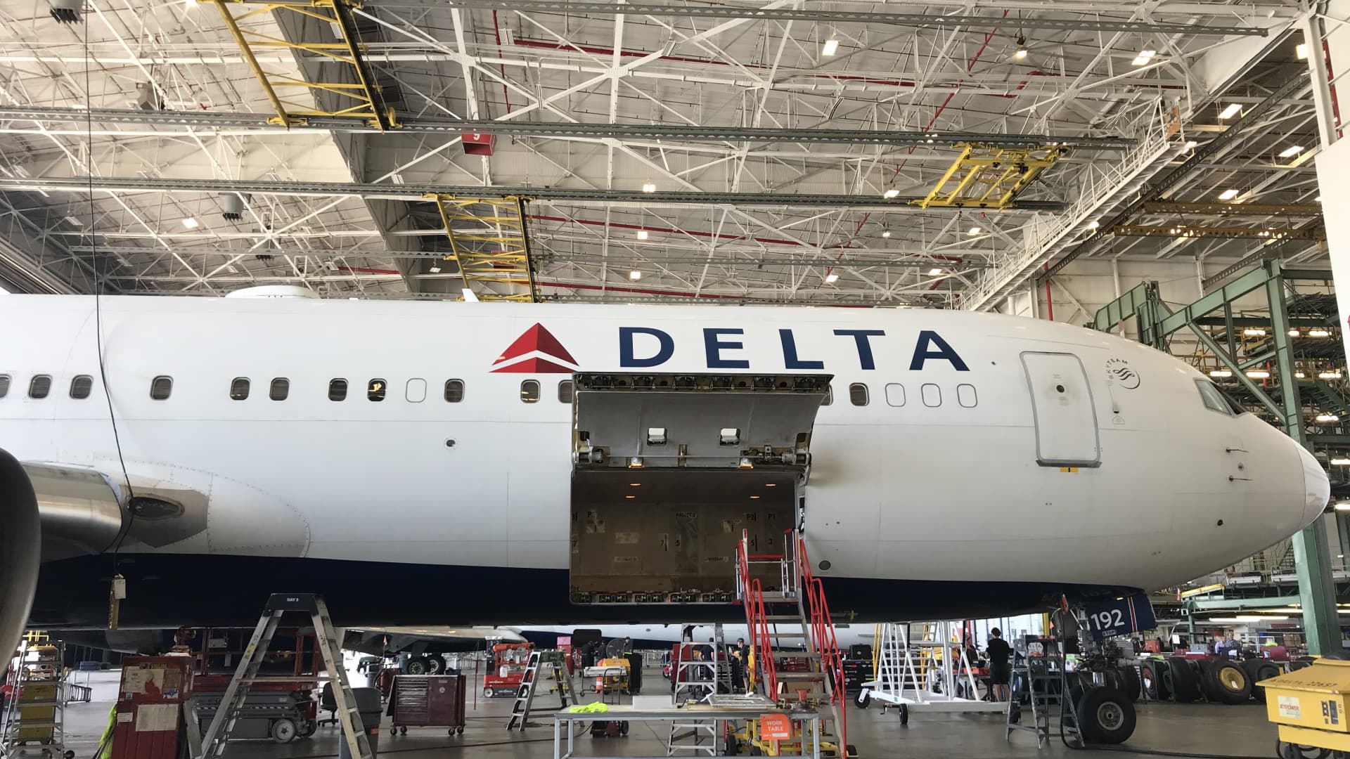 Delta expects upper income in fourth quarter regardless of decrease call for across the election