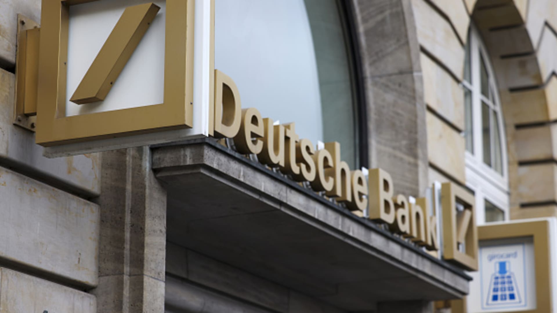 Deutsche Deposit swings again to benefit within the 0.33 quarter, beating expectancies