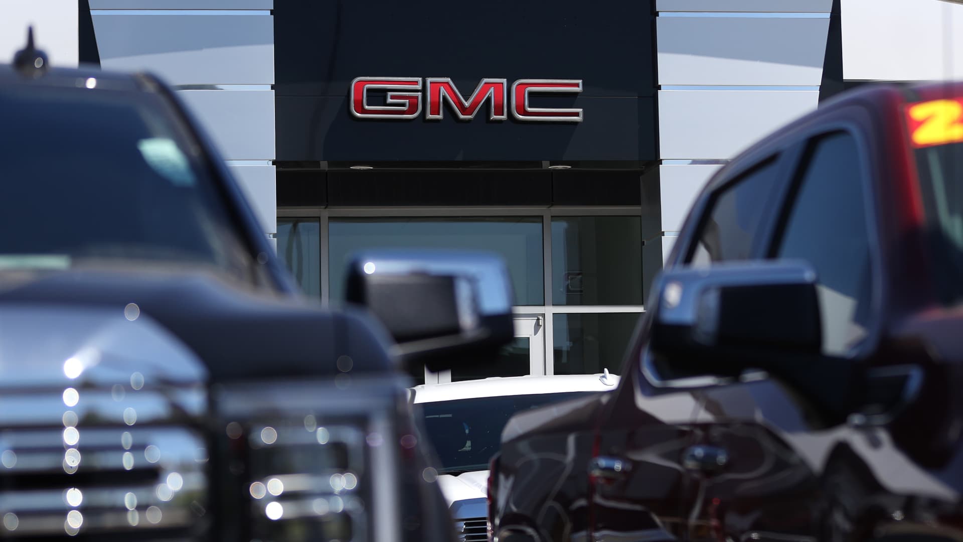 GM expects 2025 income to be matching to this hour's in spite of business headwinds