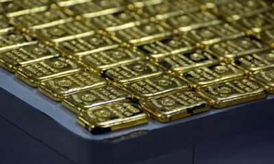 Gold rangebound as buyers brace for key U.S. financial knowledge