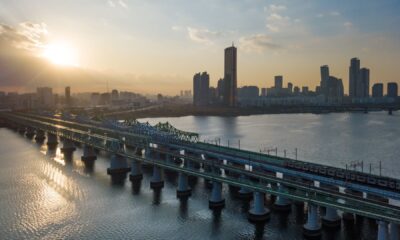 Japan's Nikkei opens up 2% as Asia markets most commonly climb forward of a era of central warehouse selections