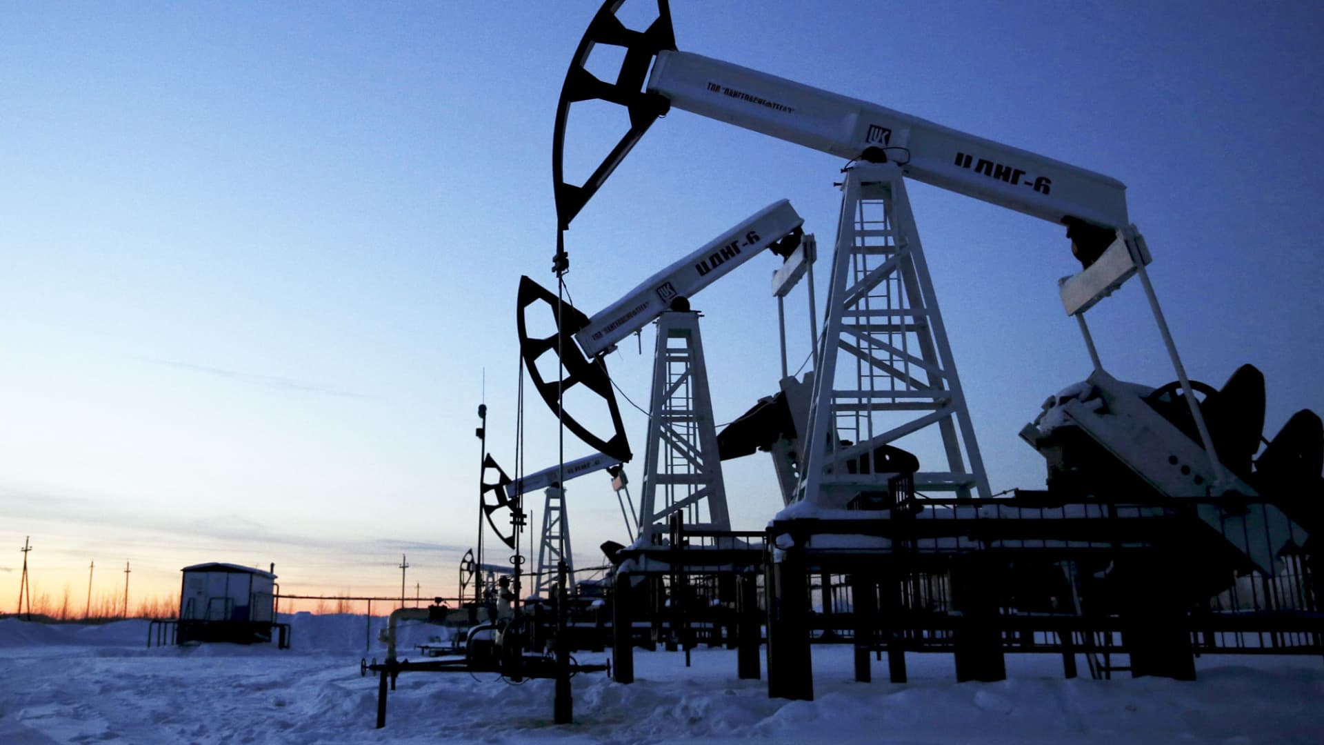 Oil costs short Heart East battle risk-gains, China call for residue a concern