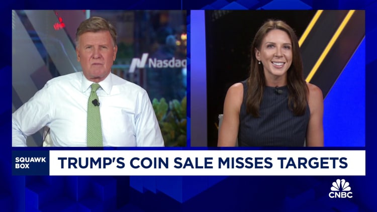 Trump’s coin sale misses targets as crypto project’s website crashes