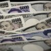 Yen wobbles, susceptible to political reverberations