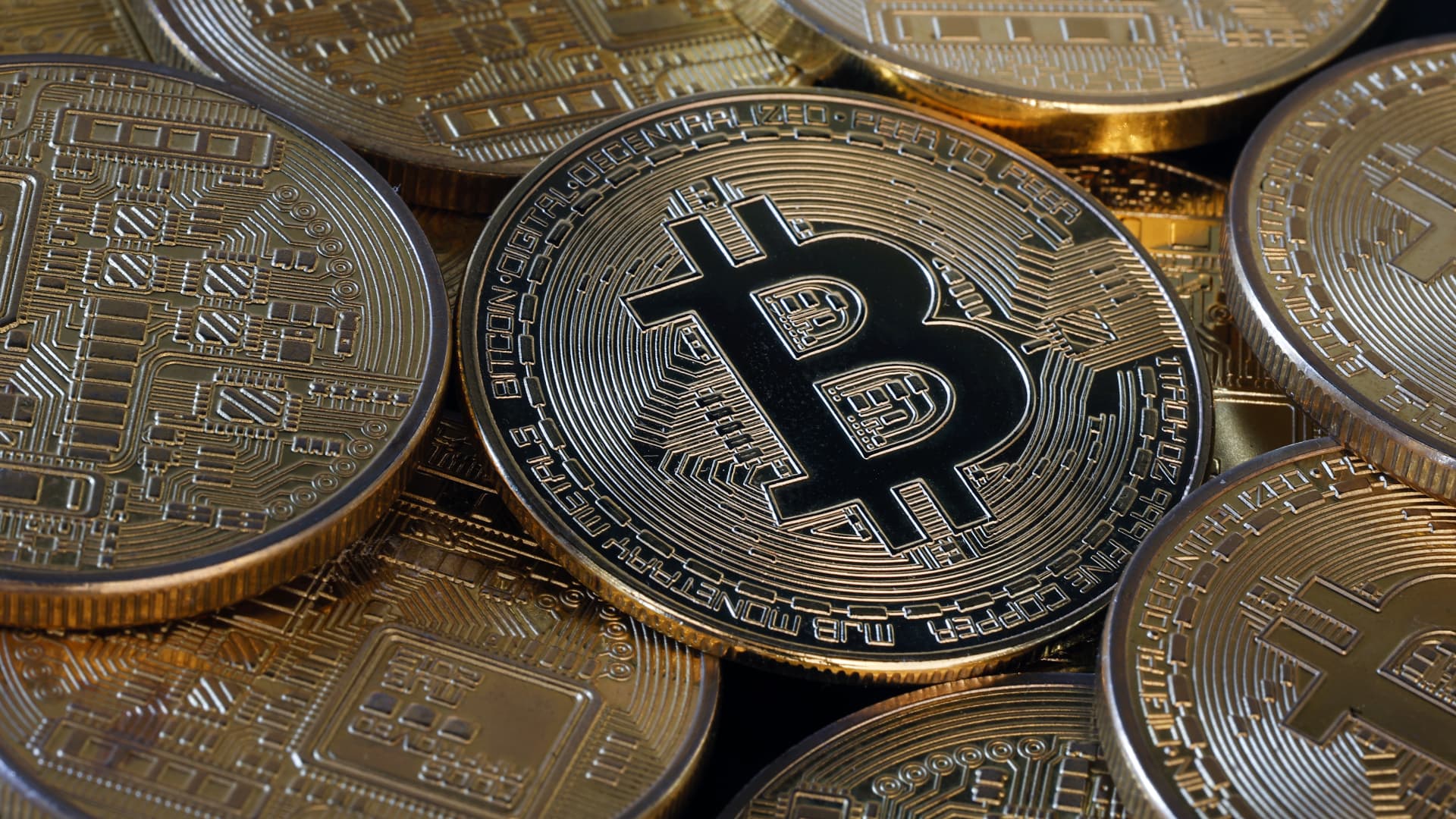 Bitcoin climbs above $91,000 for the primary hour as buyers digest postelection positive aspects, inflation information