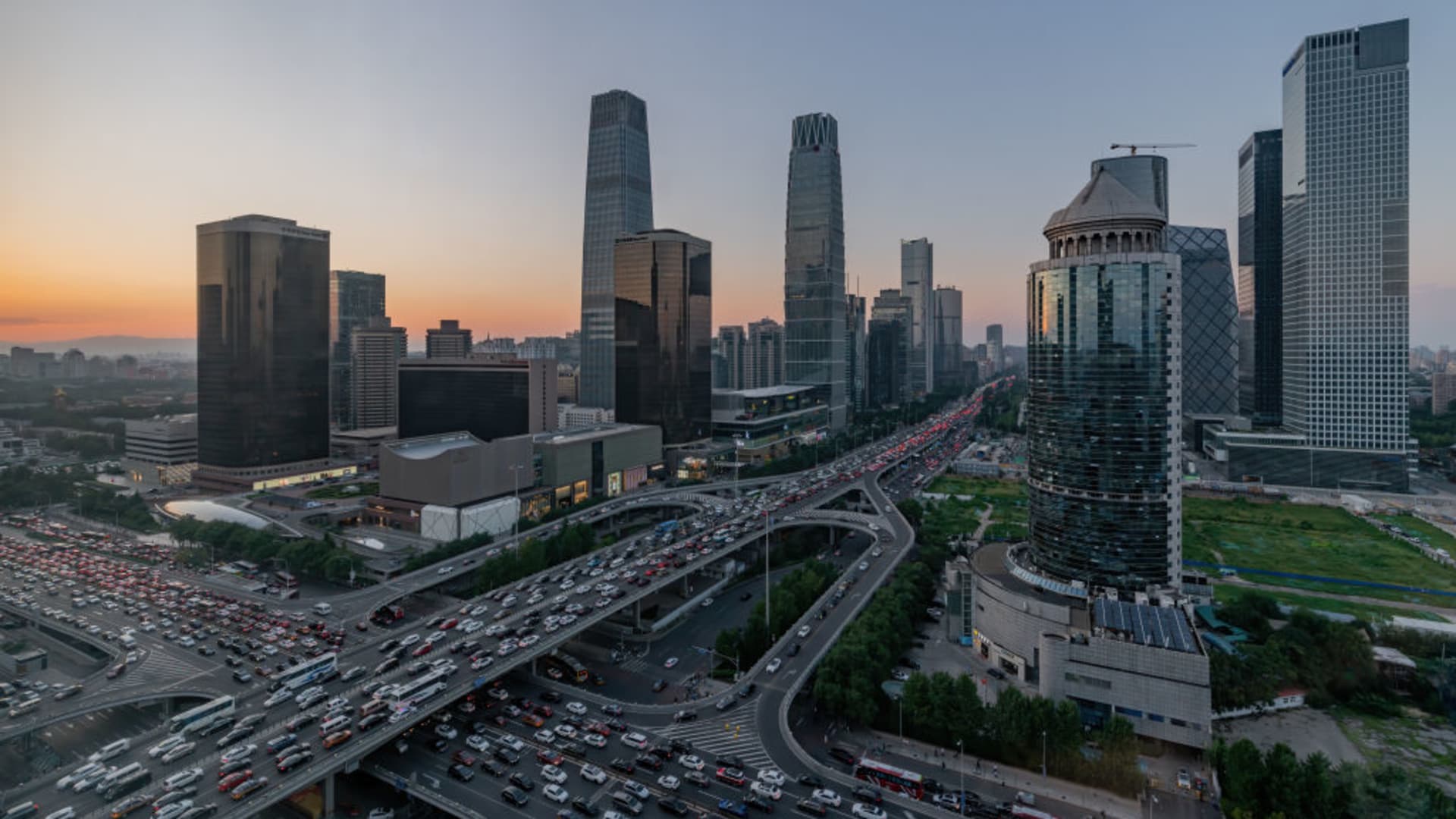 China parliament assembly, U.S. election in focal point