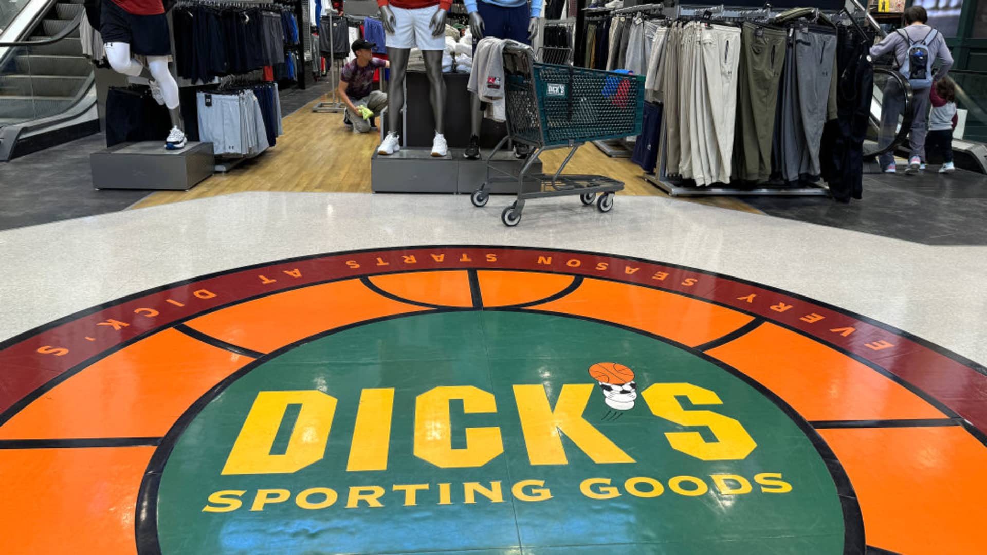 Dick's Carrying Items posts tough ease steering