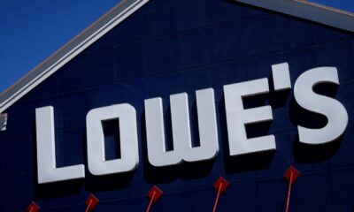 Lowe's beats on profits and hikes steering, however nonetheless expects gross sales to fall this 12 months