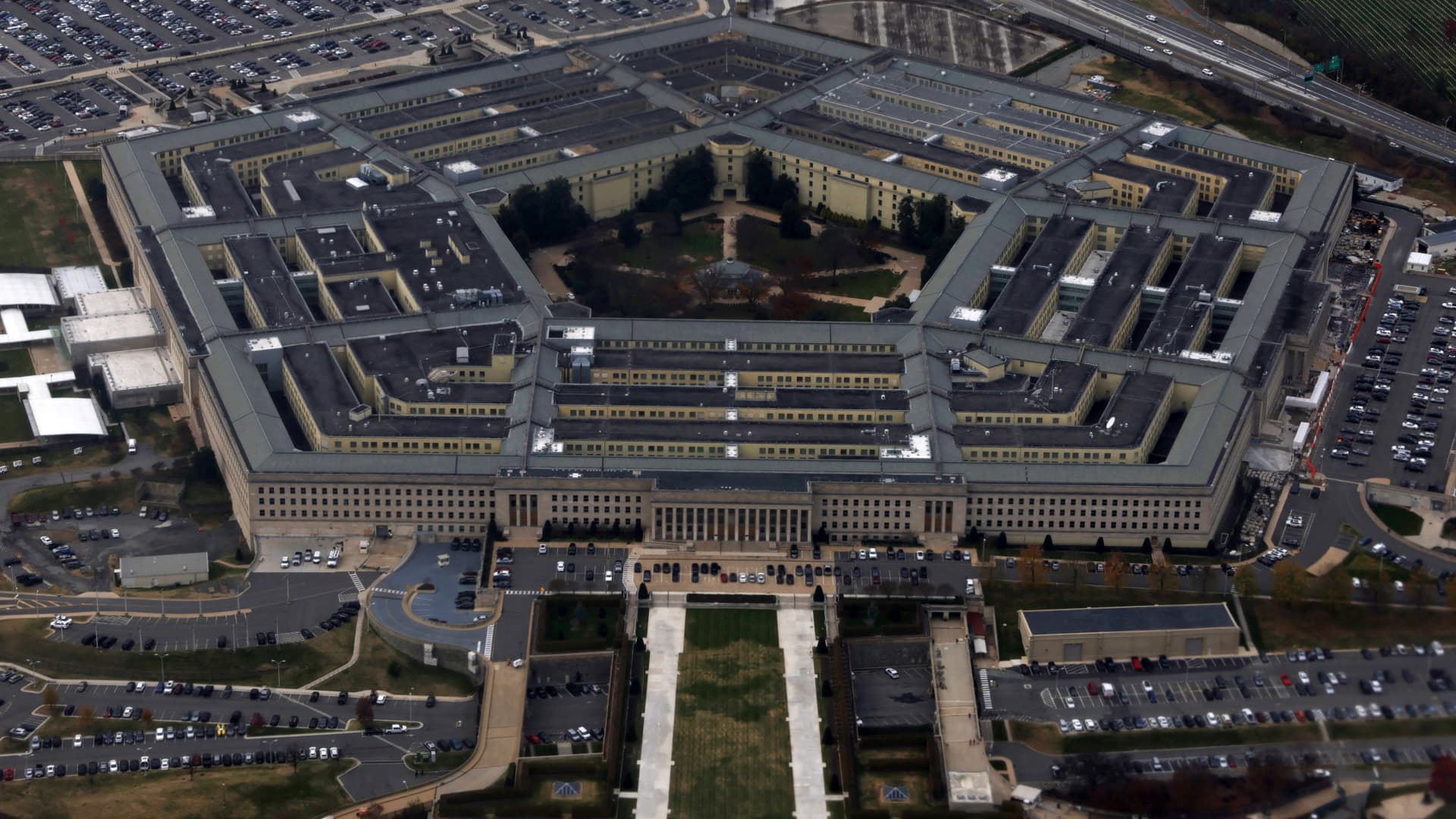 The Pentagon's struggle within the U.S. for keep watch over of a fresh Cyber Drive